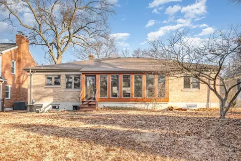 2953 Westbrook Dr, Cincinnati, OH 45238 photo 15