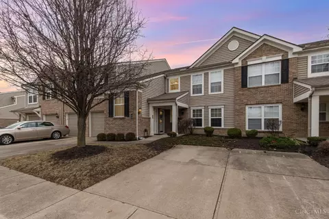 624 Heritage Sq, Harrison, OH 45030