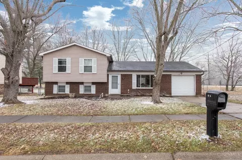 4776 Timberknoll Rd, Cincinnati, OH 45244