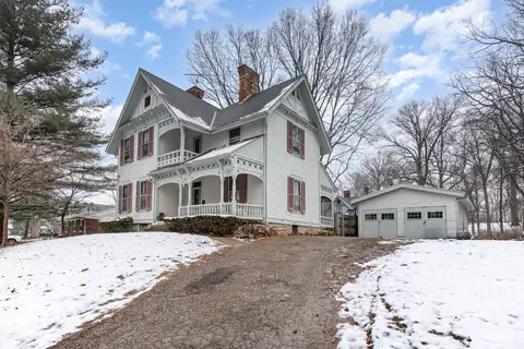 7356 Gracely Dr, Cincinnati, OH 45233