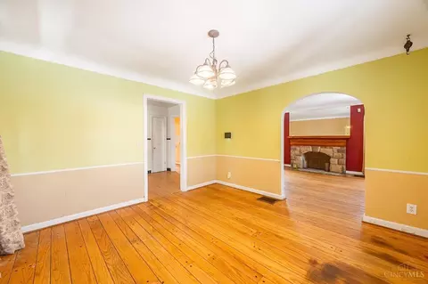1841 Glendon Pl, Cincinnati, OH 45237 photo 9