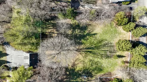 11 Sycamore St, Terrace Park, OH 45174