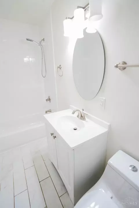 Bath - 1708 Fairfax Ave, Cincinnati, OH 45207 photo 2 of 3