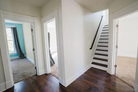 Entry Way - 1708 Fairfax Ave, Cincinnati, OH 45207 photo 3 of 5
