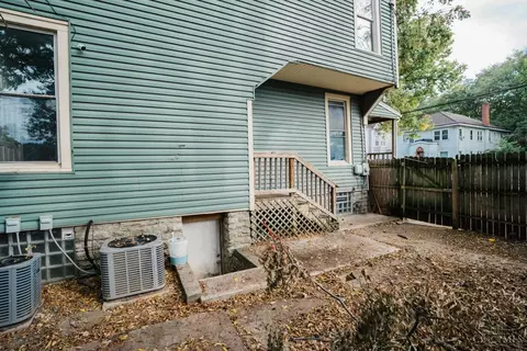 Exterior - 1708 Fairfax Ave, Cincinnati, OH 45207 photo 3 of 3
