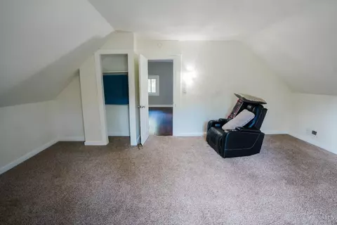 Bedroom - 1708 Fairfax Ave, Cincinnati, OH 45207 photo 9 of 9