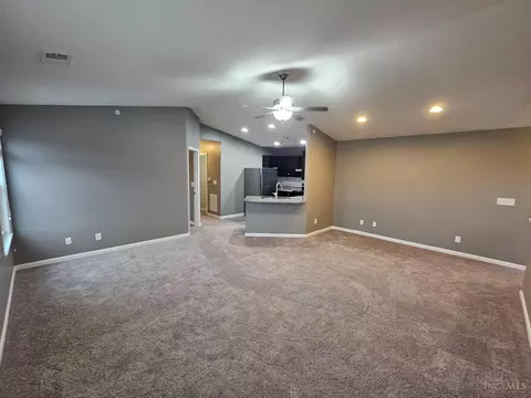 470 Heritage Sq, Harrison, OH 45030 photo 8
