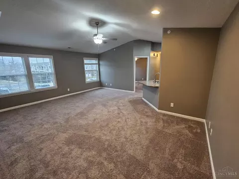 470 Heritage Sq, Harrison, OH 45030 photo 6