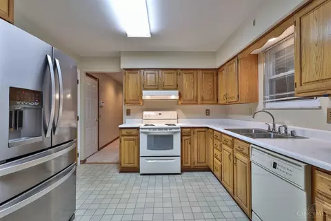 496 Wesley Dr, Cincinnati, OH 45244 photo 39