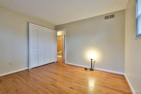496 Wesley Dr, Cincinnati, OH 45244 photo 40