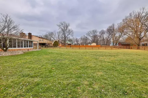 496 Wesley Dr, Cincinnati, OH 45244 photo 33
