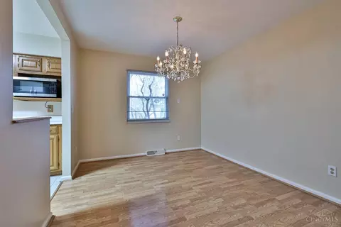 496 Wesley Dr, Cincinnati, OH 45244 photo 11