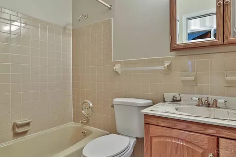 496 Wesley Dr, Cincinnati, OH 45244 photo 24