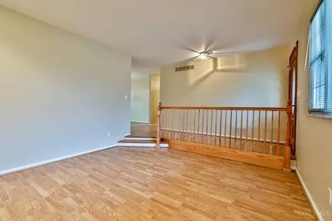 496 Wesley Dr, Cincinnati, OH 45244 photo 7