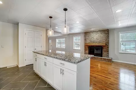 Kitchen - 3842 Field Ln, Cincinnati, OH 45255 photo 4 of 4
