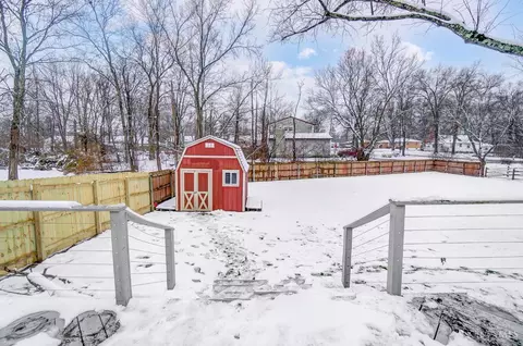 Exterior - 3842 Field Ln, Cincinnati, OH 45255 photo 7 of 11