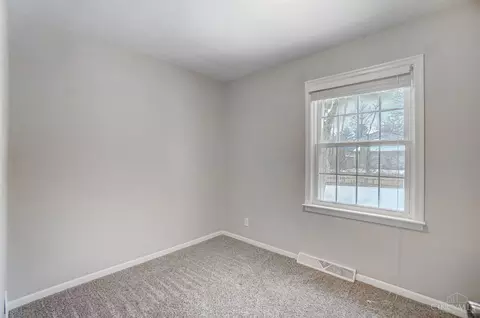 Bedroom - 3842 Field Ln, Cincinnati, OH 45255 photo 8 of 9