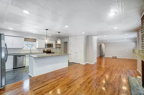Other - 3842 Field Ln, Cincinnati, OH 45255 photo 3 of 10
