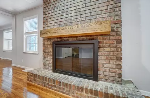 Living - 3842 Field Ln, Cincinnati, OH 45255 photo 8 of 8