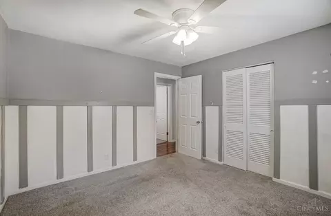 Bedroom - 3842 Field Ln, Cincinnati, OH 45255 photo 5 of 9