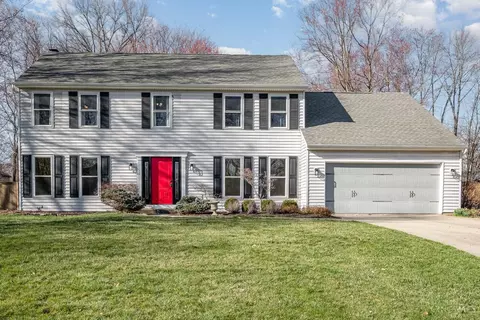 1176 Birch Bark Ct, Amelia, OH 45102