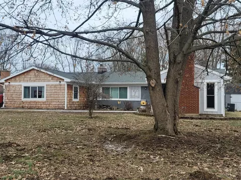 5598 Day Dr, Milford, OH 45150