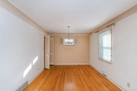 1202 Immaculate Ln, Cincinnati, OH 45255 photo 4