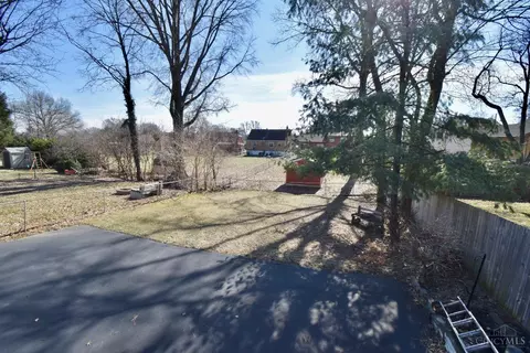Exterior - 5643 Biscayne Ave, Cincinnati, OH 45248 photo 6 of 7