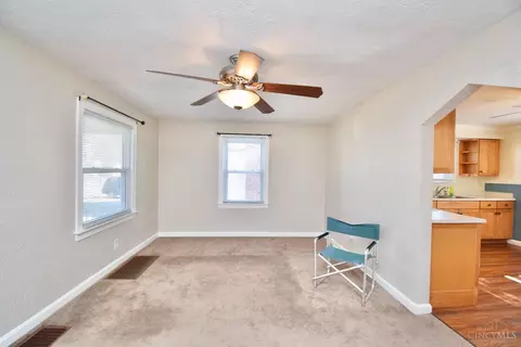 Living - 5643 Biscayne Ave, Cincinnati, OH 45248 photo 2 of 4