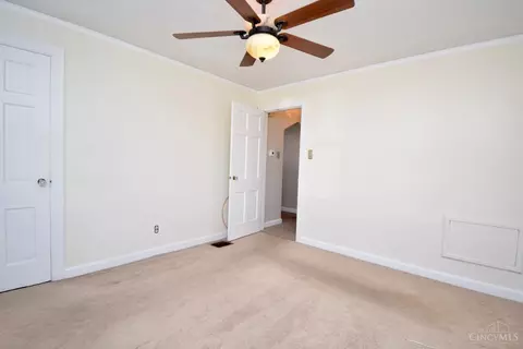 Bedroom - 5643 Biscayne Ave, Cincinnati, OH 45248 photo 7 of 7