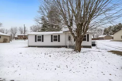 96 Watts St, West Union, OH 45693