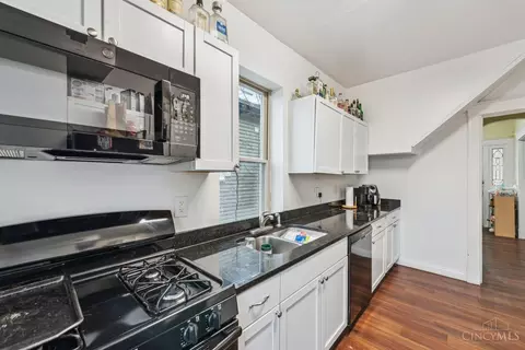 2211 Sauer Ave, Cincinnati, OH 45219 photo 14
