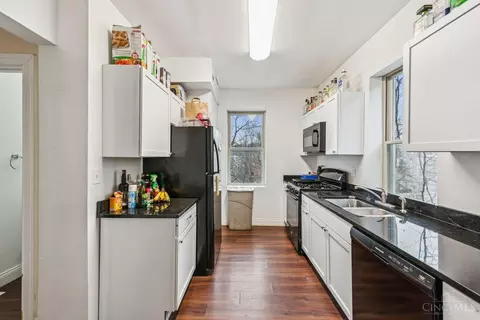 2211 Sauer Ave, Cincinnati, OH 45219 photo 11
