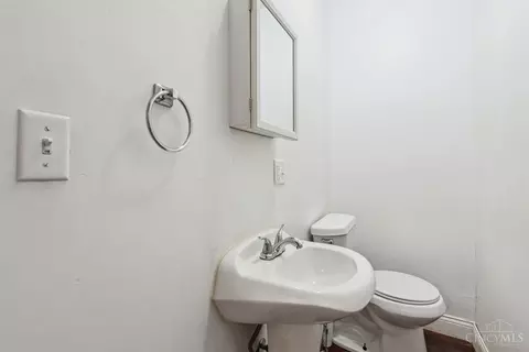 2211 Sauer Ave, Cincinnati, OH 45219 photo 9