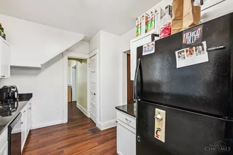 2211 Sauer Ave, Cincinnati, OH 45219 photo 13