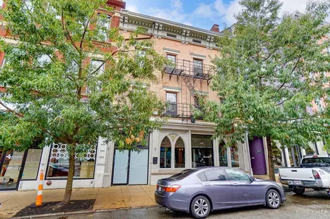 1417 Main St, Cincinnati, OH 45202