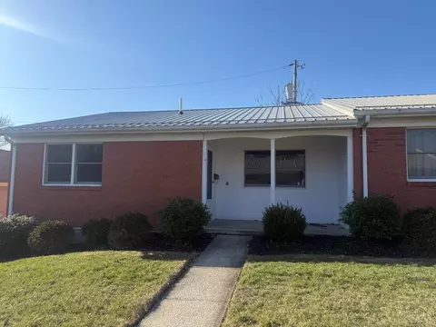224 East St, Hillsboro, OH 45133