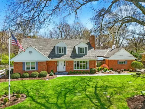 7980 Glenbrook Ct, Cincinnati, OH 45224
