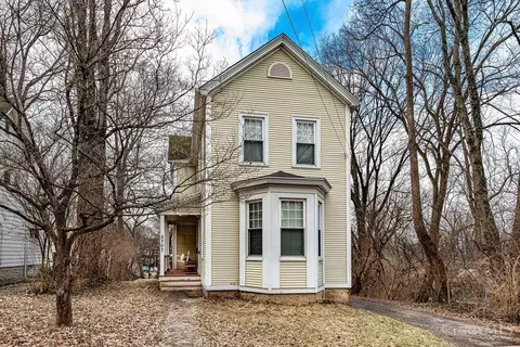 2707 Silverleaf Ave, Cincinnati, OH 45212
