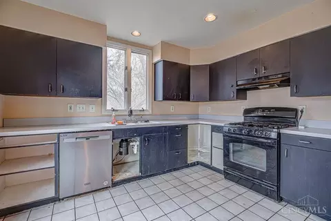 2707 Silverleaf Ave, Cincinnati, OH 45212 photo 12