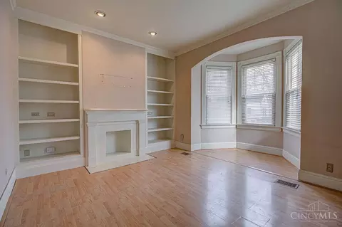 2707 Silverleaf Ave, Cincinnati, OH 45212 photo 2