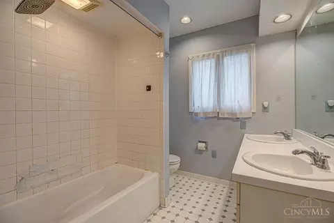 2707 Silverleaf Ave, Cincinnati, OH 45212 photo 23