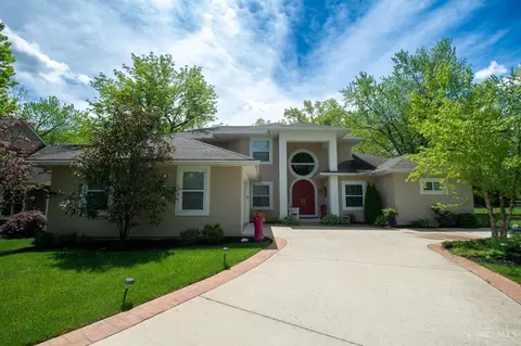 5381 Hagewa Dr, Blue Ash, OH 45242