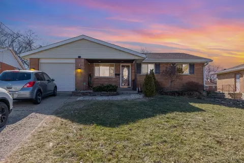 3263 Rockacres Ct, Colerain Twp, OH 45239