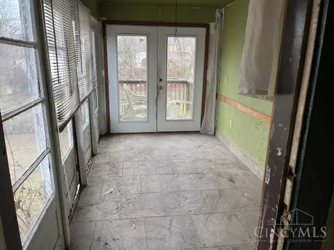 Exterior - 62 Ridge Ave, Cleves, OH 45002 photo 4 of 4