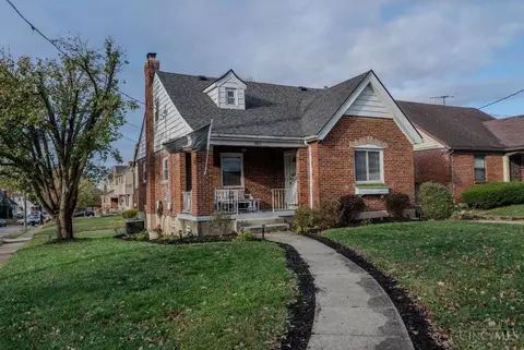 6811 Hampton Dr, Silverton, OH 45236