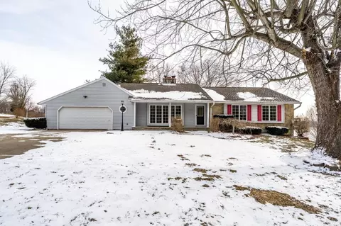 8655 St Rt 124, Hillsboro, OH 45133