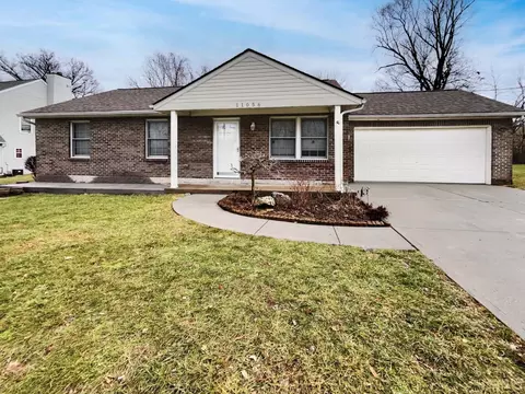 11056 Grand Ave, Blue Ash, OH 45242