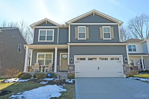 64 Snapdragon Dr, Amelia, OH 45102
