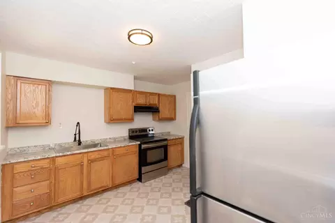 Kitchen - 2831 Robert Ave, Cincinnati, OH 45211 photo 1 of 2
